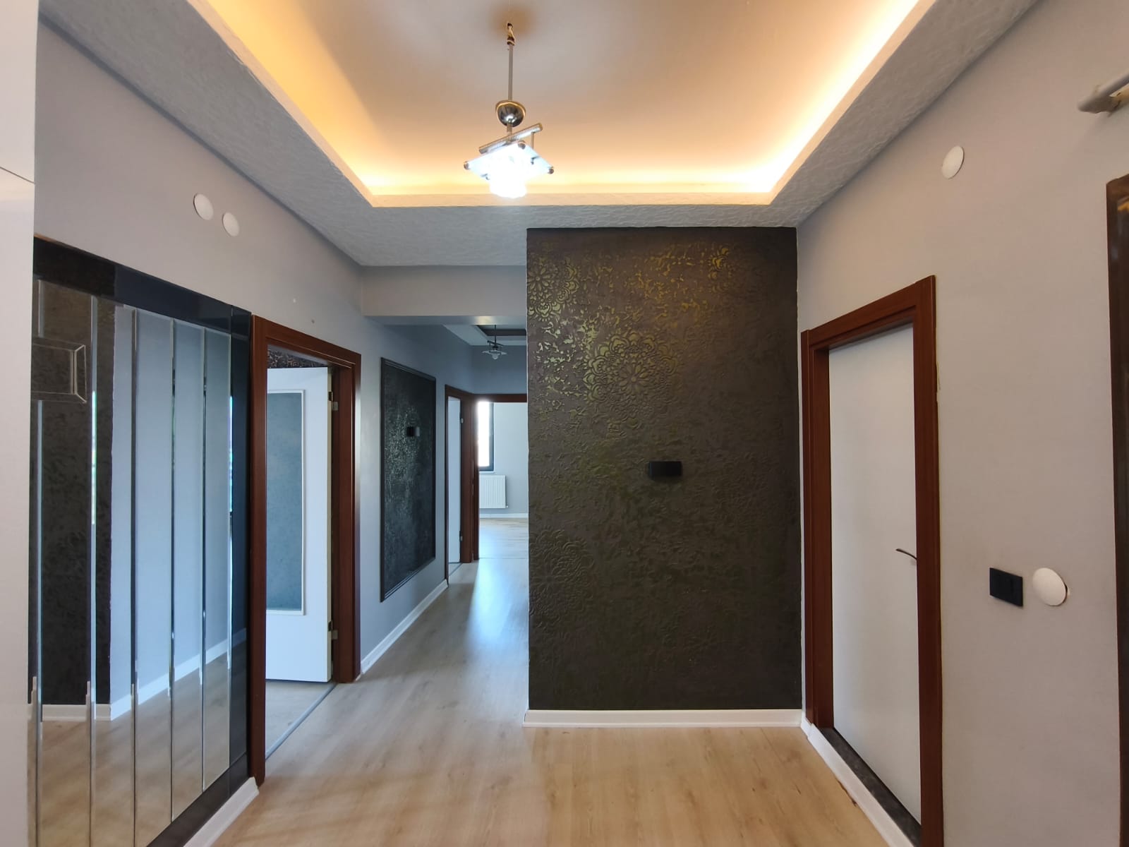 ŞÜKRÜPAŞA'DA SATILIK DAİRE